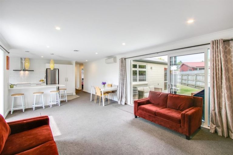 Photo of property in 4c Read Crescent, Clive, 4102