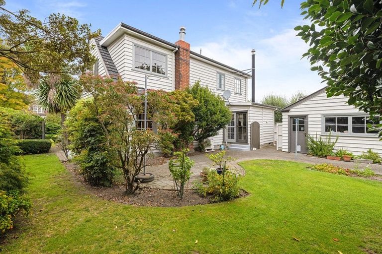 Photo of property in 231 Clyde Road, Burnside, Christchurch, 8053
