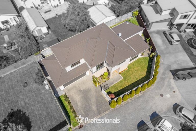 Photo of property in 8a Glen Iris Grove, Woburn, Lower Hutt, 5010