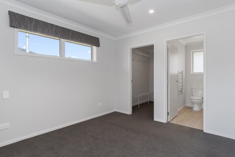 Photo of property in 57 Kahuparere Crescent, Pyes Pa, Tauranga, 3112