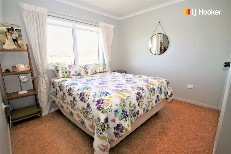 Photo of property in 27 Mold Street, Middlemarch, 9596