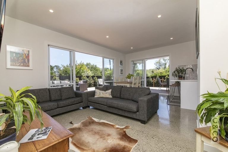 Photo of property in 32 Trigg Road, Huapai, Kumeu, 0810