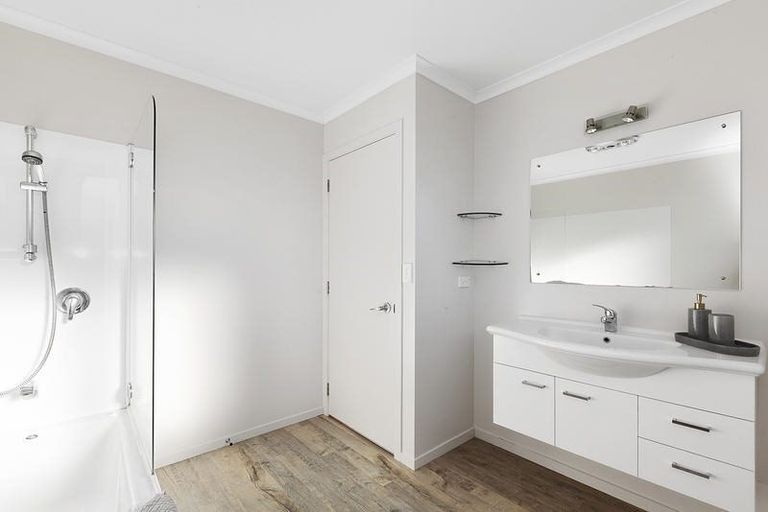 Photo of property in 26 Raynbird Street, Company Bay, Dunedin, 9014