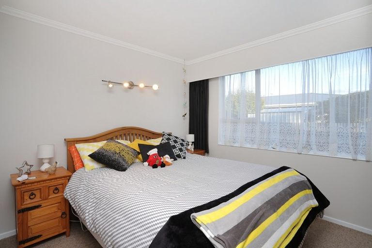 Photo of property in 36 West Plains Road, Waikiwi, Invercargill, 9810