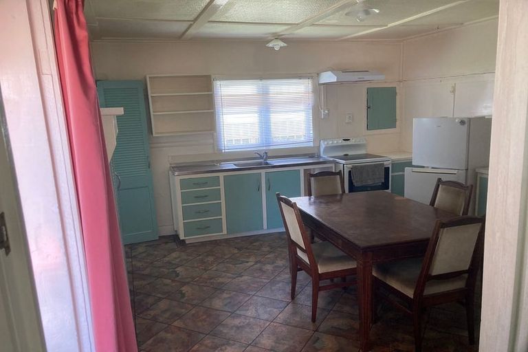 Photo of property in 15 Sarjants Road, Te Puru, Thames, 3575