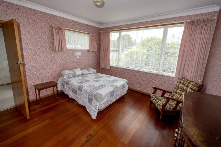 Photo of property in 115 Bartholomew Road, Levin, 5510