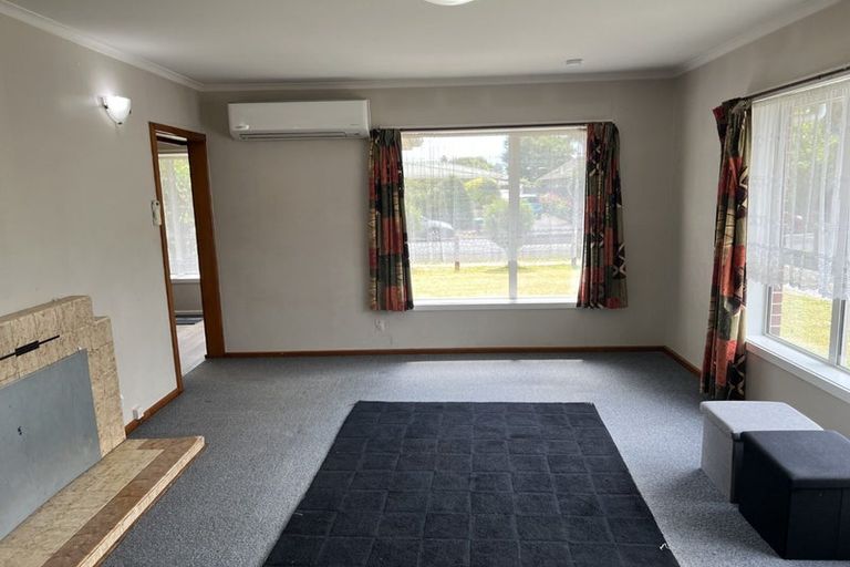 Photo of property in 17 Glencoe Street, Burnside, Christchurch, 8053