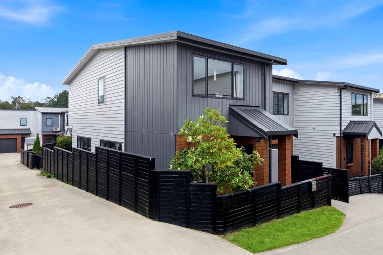 Photo of property in 32 Bight Road, Long Bay, Auckland, 0630