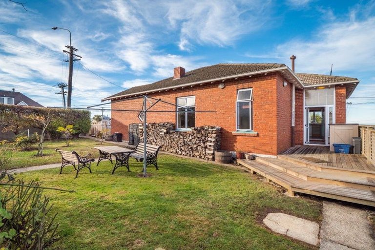 Photo of property in 3 Mornington Road, Balaclava, Dunedin, 9011