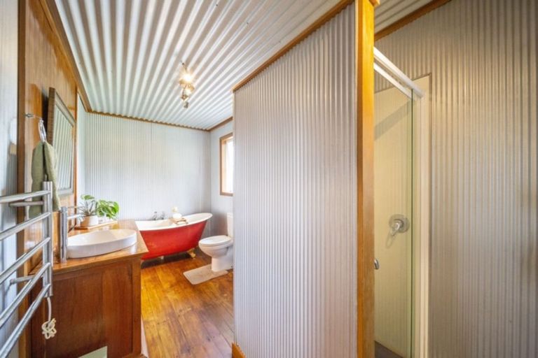 Photo of property in 617 Radnor Road, Midhirst, Stratford, 4394