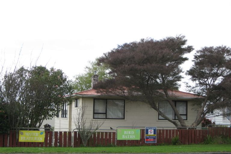 Photo of property in 32a-b Cracroft Street, Waitara, 4320