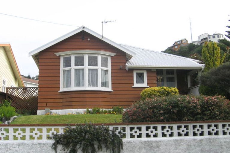 Photo of property in 51 Palm Avenue, Lyall Bay, Wellington, 6022