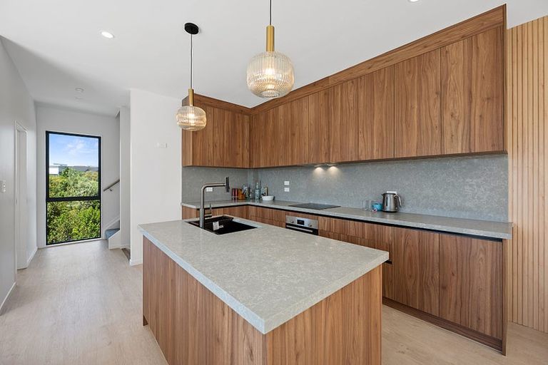 Photo of property in 91 Joshua Carder Drive, Hobsonville, Auckland, 0616