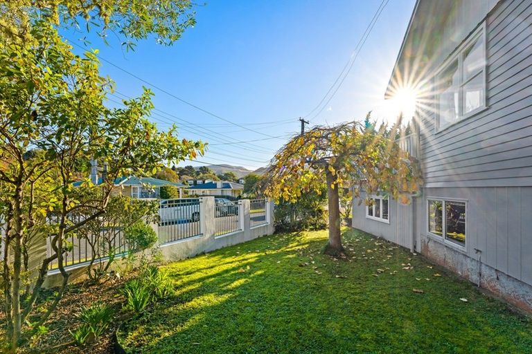 Photo of property in 69 Thomas Street, Stokes Valley, Lower Hutt, 5019