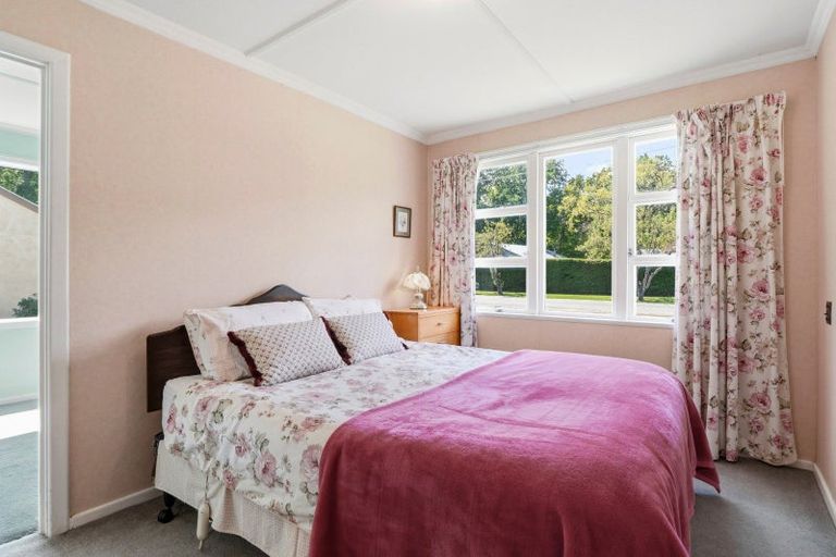 Photo of property in 14 Caernarvon Street, Arrowtown, 9302