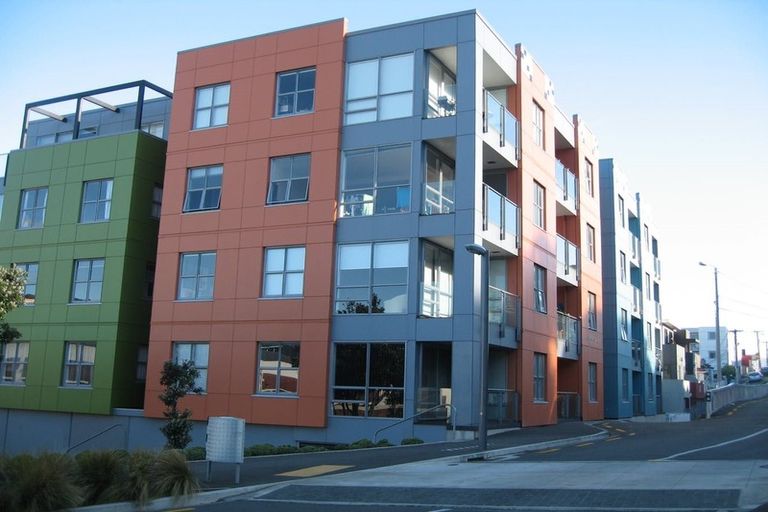 Photo of property in 3h/1 Hanson Street, Mount Cook, Wellington, 6021