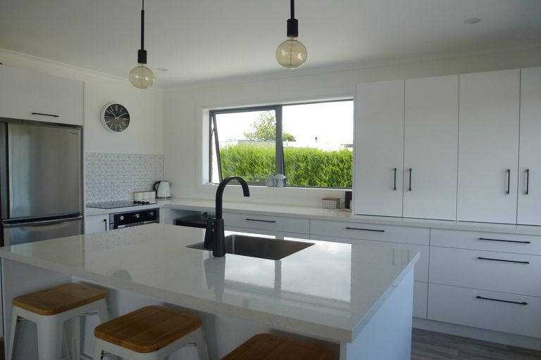 Photo of property in 5 Royal Terrace, Alexandra, 9320