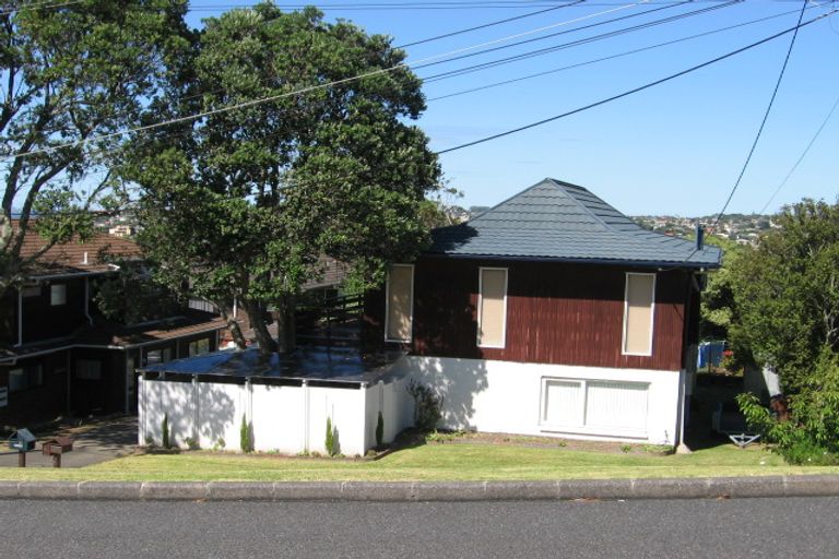 Photo of property in 2/5 Orchard Road, Browns Bay, Auckland, 0630