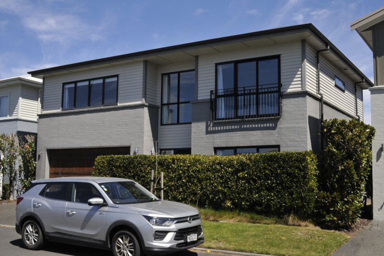 Photo of property in 8 Chateau Crescent, Rangatira Park, Taupo, 3330