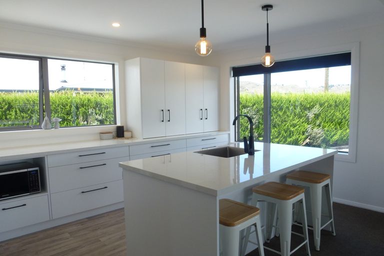 Photo of property in 5 Royal Terrace, Alexandra, 9320