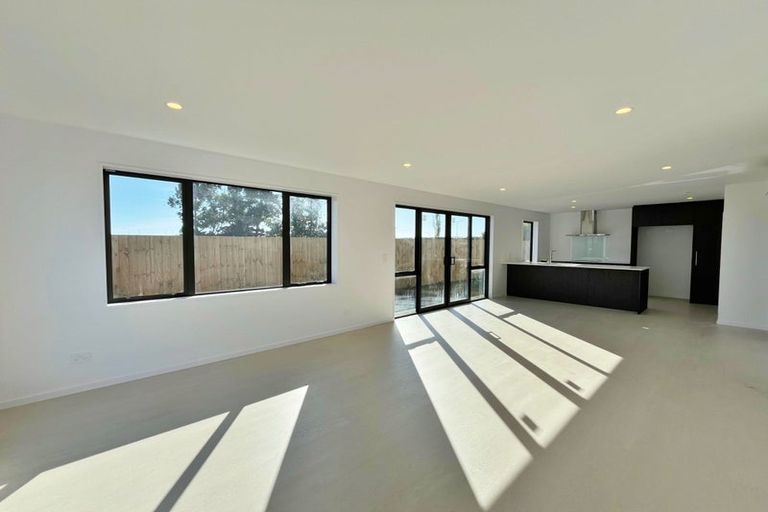 Photo of property in 64 Bill Hammond Drive, Belfast, Christchurch, 8051