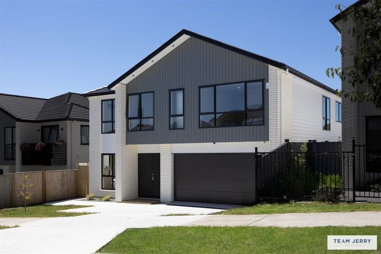 Photo of property in 56 Koromeke Street, Flat Bush, Auckland, 2019