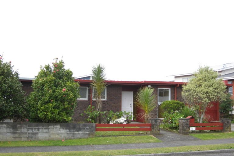 Photo of property in 15a Montana Place, Merrilands, New Plymouth, 4312