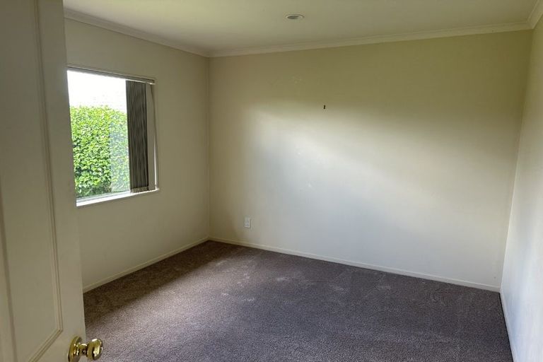 Photo of property in 6 Nakhle Place, Manurewa, Auckland, 2105