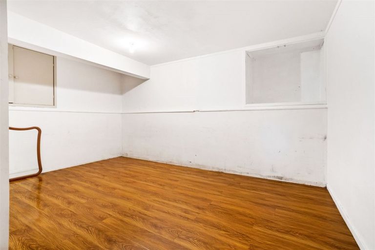 Photo of property in 73 Fairclough Road, Beach Haven, Auckland, 0626