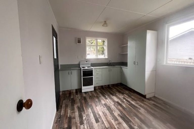 Photo of property in 31 Blueberry Grove, Timberlea, Upper Hutt, 5018