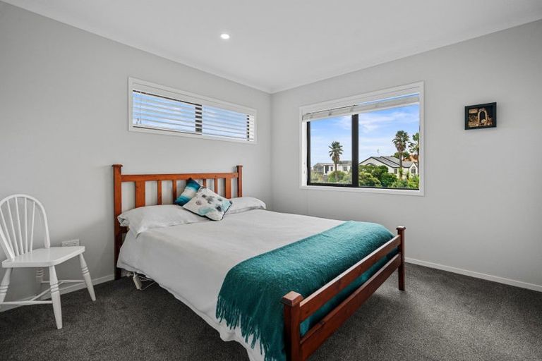 Photo of property in 3 Oceania Sands Way, Papamoa Beach, Papamoa, 3118