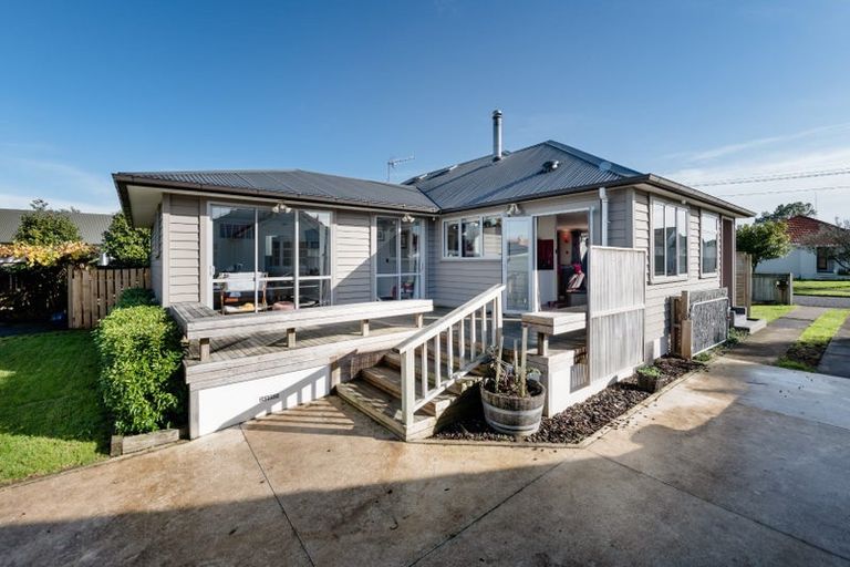 Photo of property in 64 Alfred Street, Fairfield, Hamilton, 3214