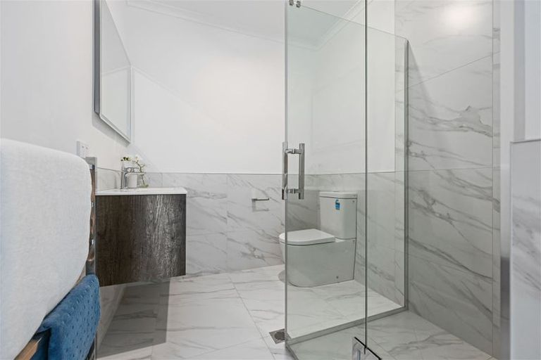 Photo of property in 1/37 Mansel Avenue, Hillcrest, Hamilton, 3216