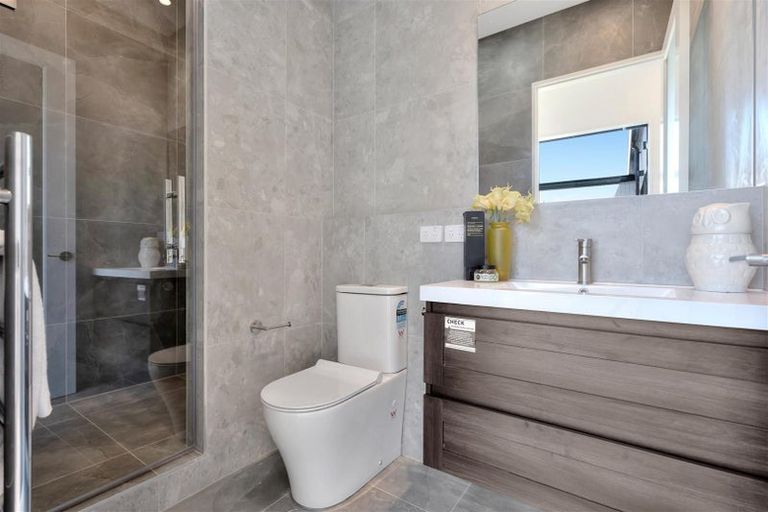 Photo of property in 14 Waka Ama Road, Karaka, Papakura, 2113