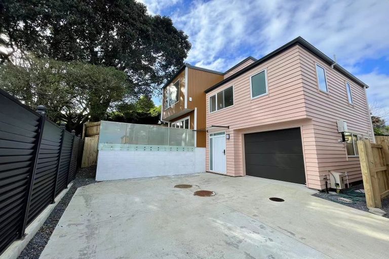 Photo of property in 146 Glengarry Road, Glen Eden, Auckland, 0602