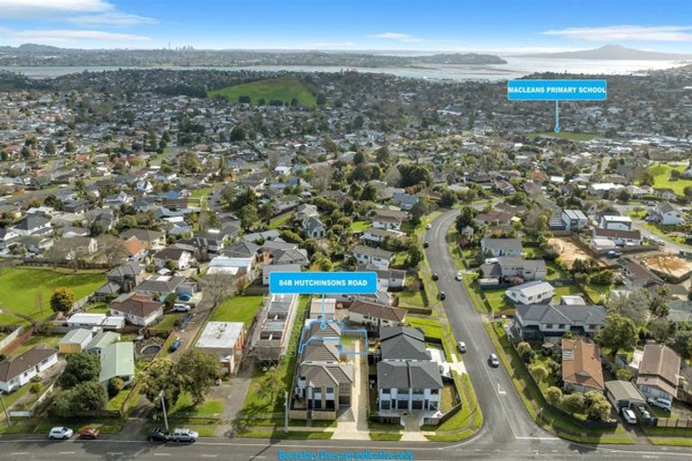 Photo of property in 84b Hutchinsons Road, Bucklands Beach, Auckland, 2014