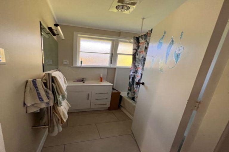 Photo of property in 313 Oxford Terrace, Avalon, Lower Hutt, 5011