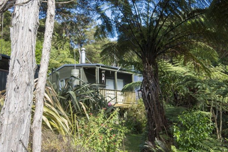 Photo of property in North Bay West, North West Bay, Picton, 7195