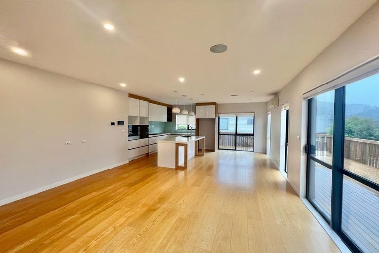 Photo of property in 52 Golden Morning Drive, Albany Heights, Auckland, 0632