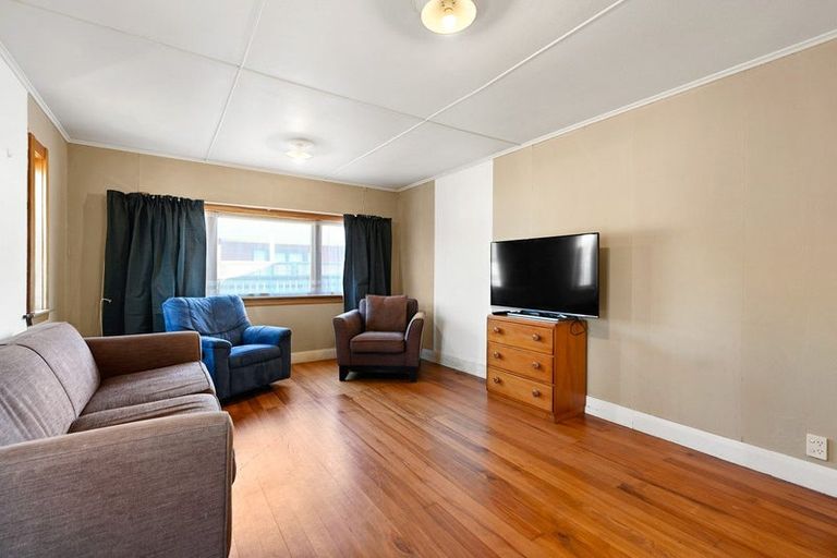 Photo of property in 12 Rata Street, Maeroa, Hamilton, 3200