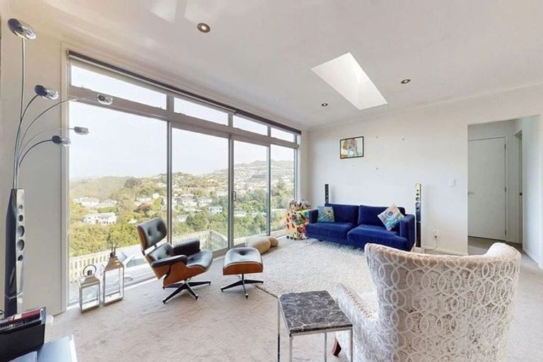 Photo of property in 29 Cresswell Place, Johnsonville, Wellington, 6037