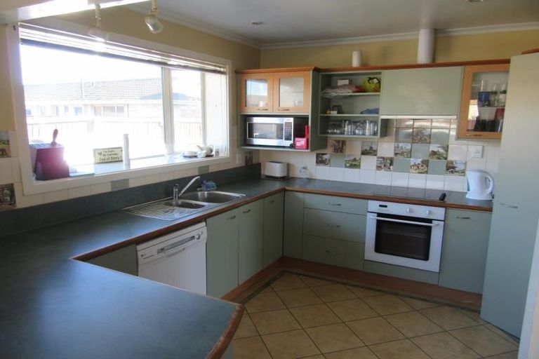 Photo of property in 99 Cheyenne Street, Sockburn, Christchurch, 8042