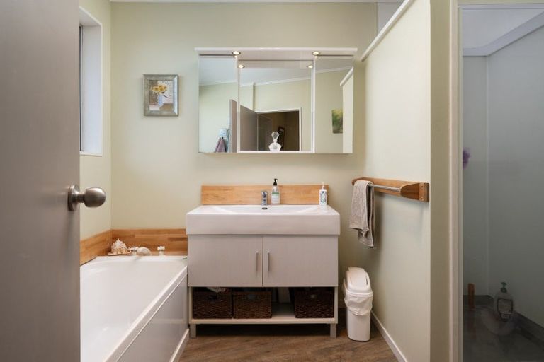 Photo of property in 16a Mccallum Street, Springlands, Blenheim, 7201