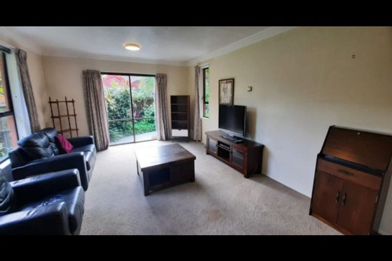 Photo of property in 1/16b Montclare Avenue, Ilam, Christchurch, 8041