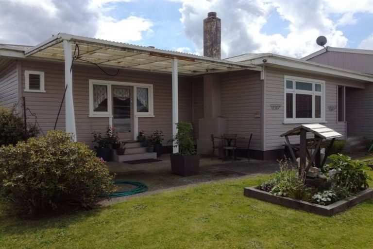 Photo of property in 85 Half Mile Road, Tuatapere, 9620