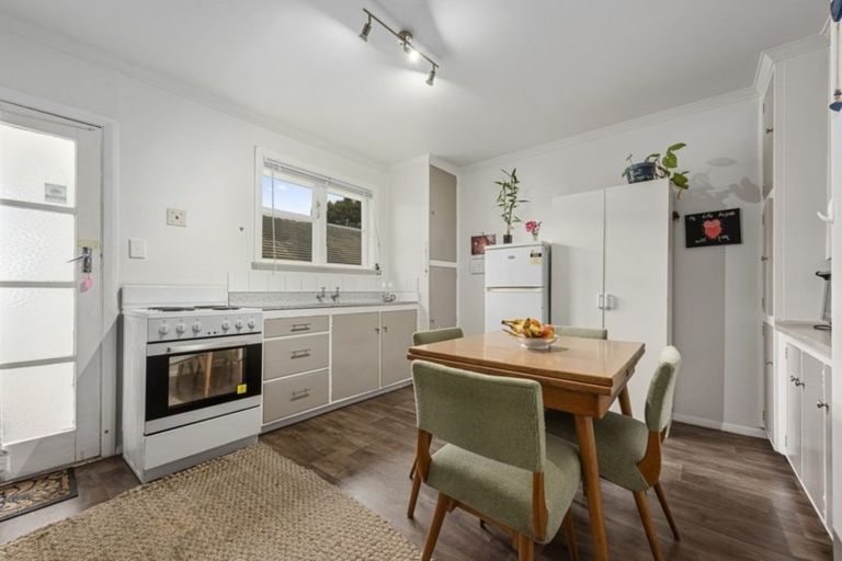 Photo of property in 2/756 Fergusson Drive, Elderslea, Upper Hutt, 5018