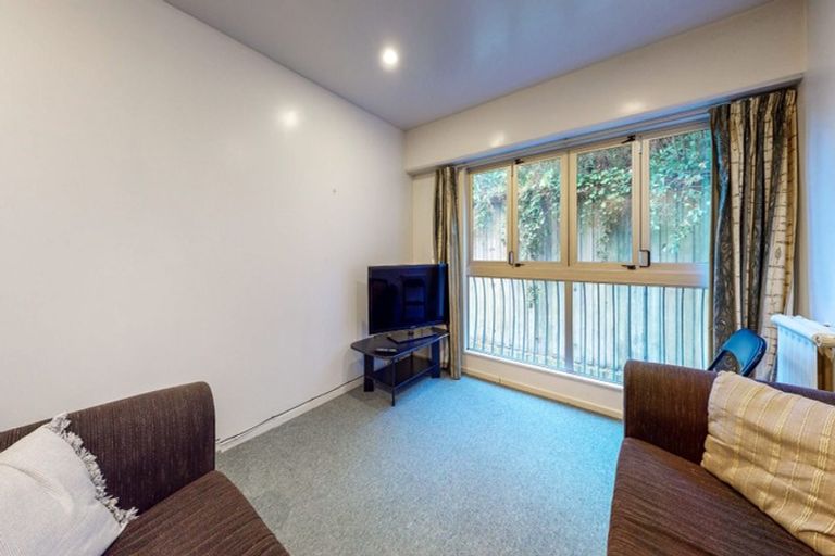 Photo of property in Capital Hill Apartments, 13/54 Hill Street, Thorndon, Wellington, 6011