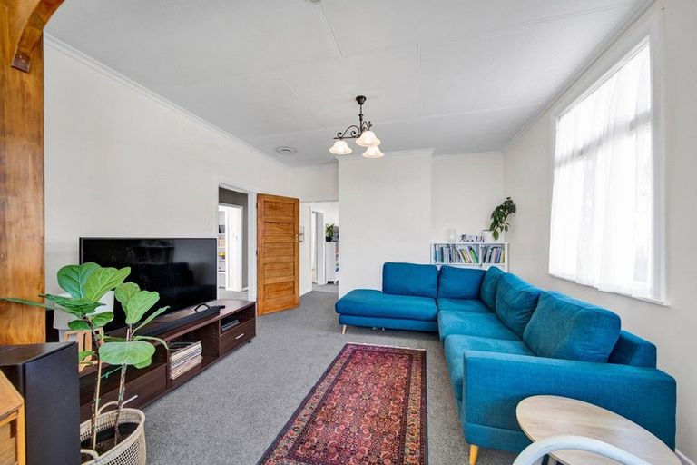 Photo of property in 34 David Street, Westown, New Plymouth, 4310