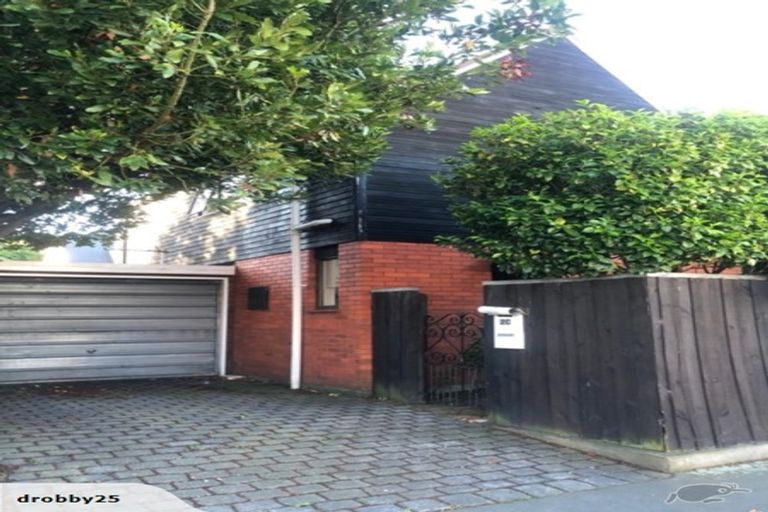 Photo of property in 2c Coles Place, St Albans, Christchurch, 8014