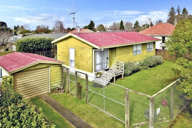 Photo of property in 1b Seddon Street, Te Puke, 3119
